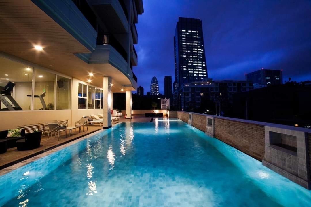 Bangkok Patio Bts Sanam Pao Aparthotel Eksteriør bilde