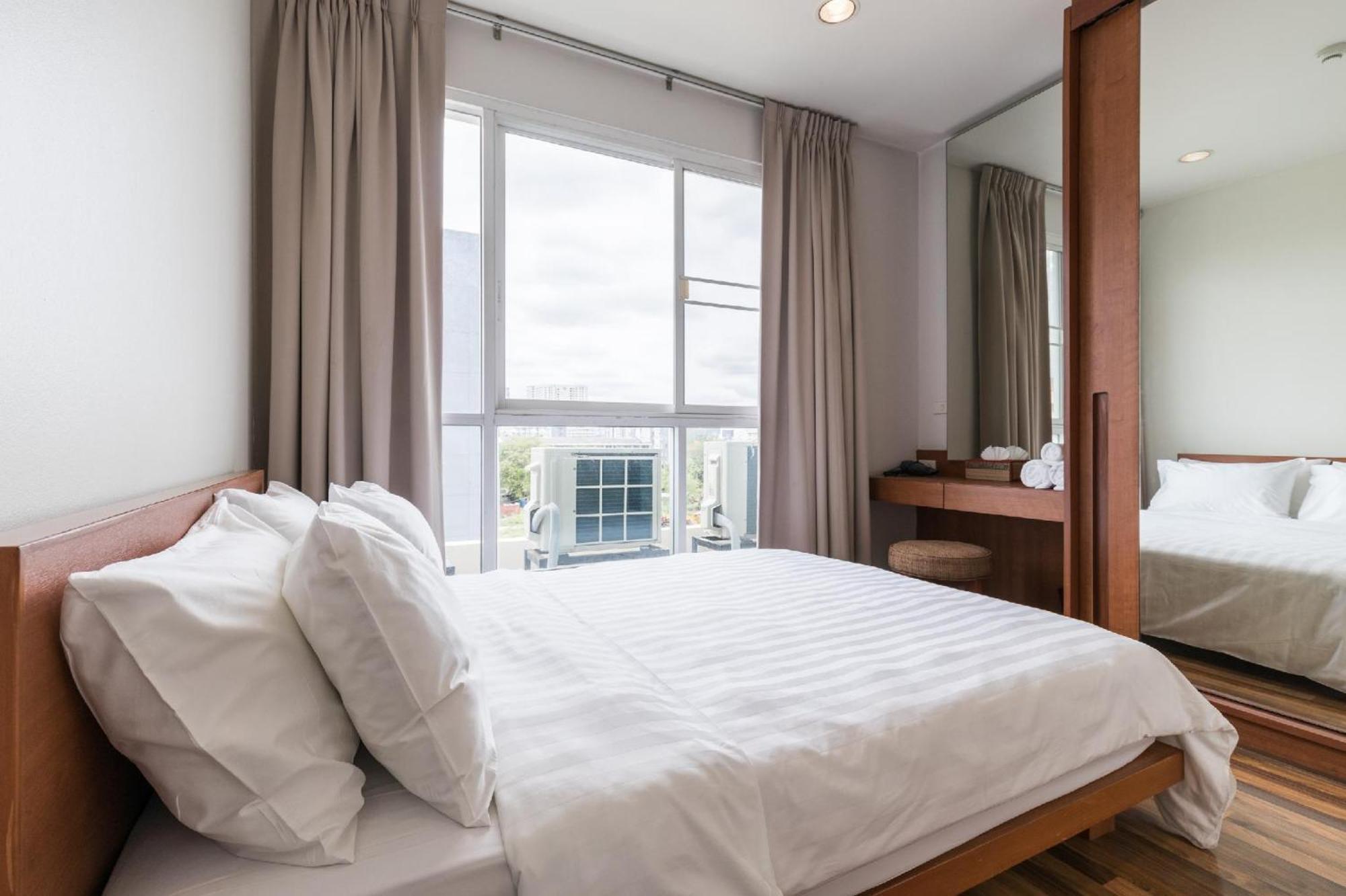 Bangkok Patio Bts Sanam Pao Aparthotel Eksteriør bilde